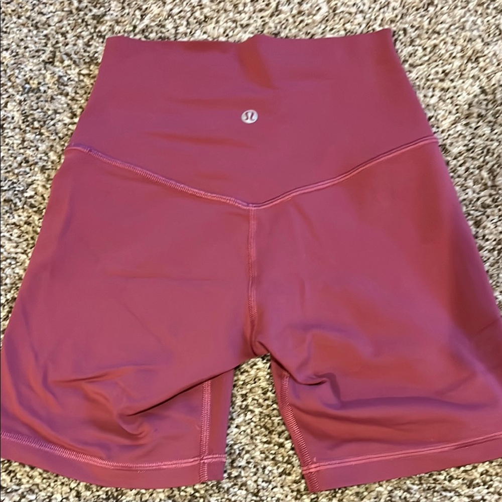 lululemon athletica Women's High-Waisted Shorts - raspberry size 0, with 3 inch